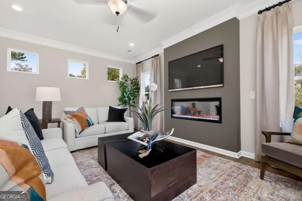 1409 Trellis CT Hampton, GA 30228