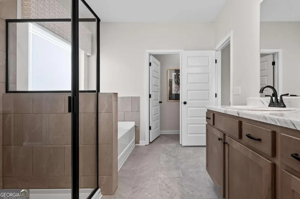 1409 Trellis CT Hampton, GA 30228