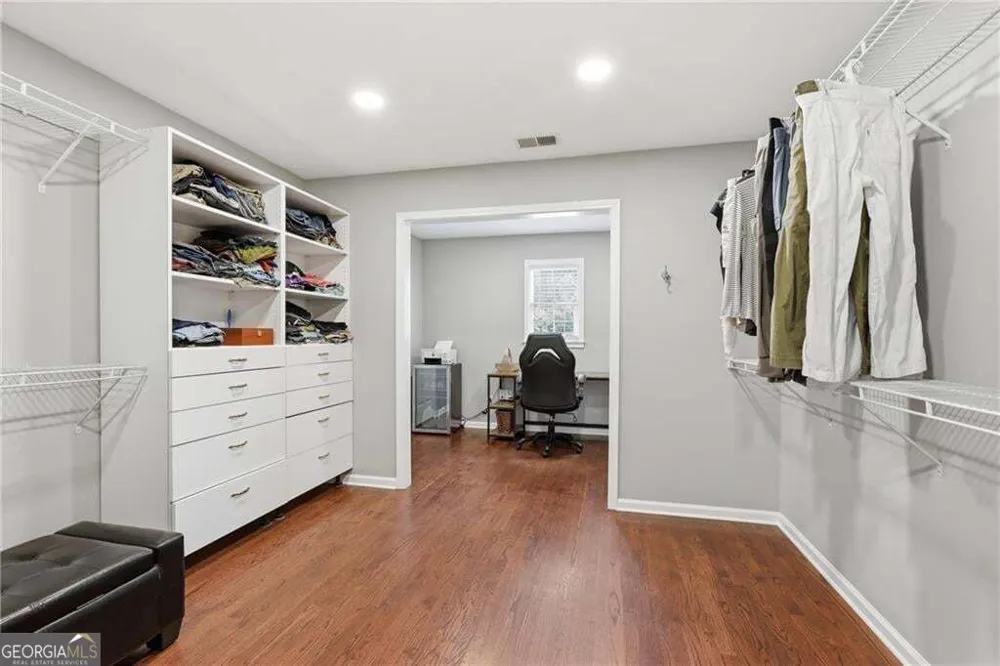 127 Laurel Ridge DR Alpharetta, GA 30004