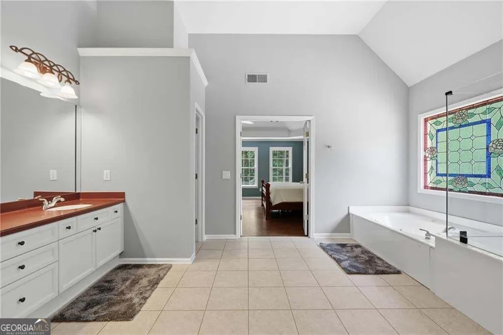 127 Laurel Ridge DR Alpharetta, GA 30004