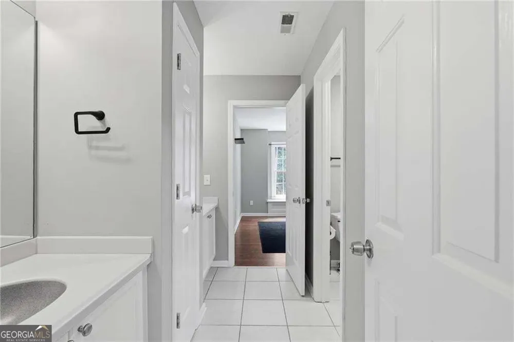 127 Laurel Ridge DR Alpharetta, GA 30004