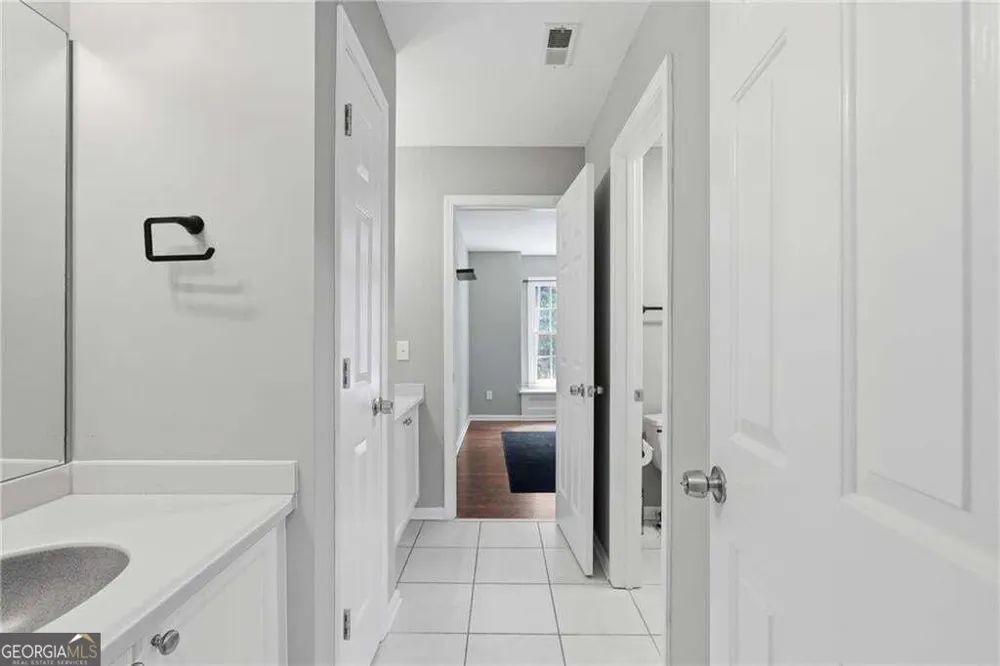 127 Laurel Ridge DR Alpharetta, GA 30004