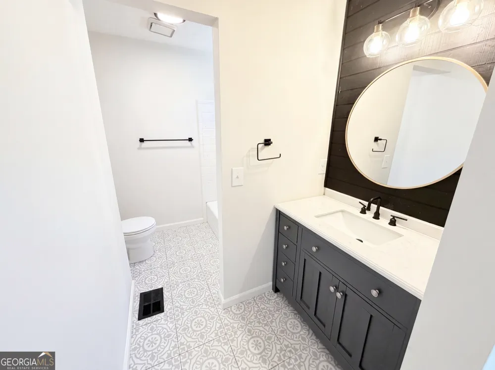 1327 Towne Harbor TRL Woodstock, GA 30189