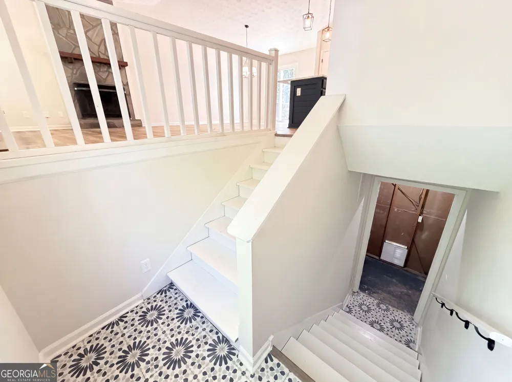 1327 Towne Harbor TRL Woodstock, GA 30189