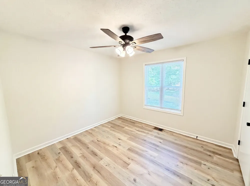 1327 Towne Harbor TRL Woodstock, GA 30189