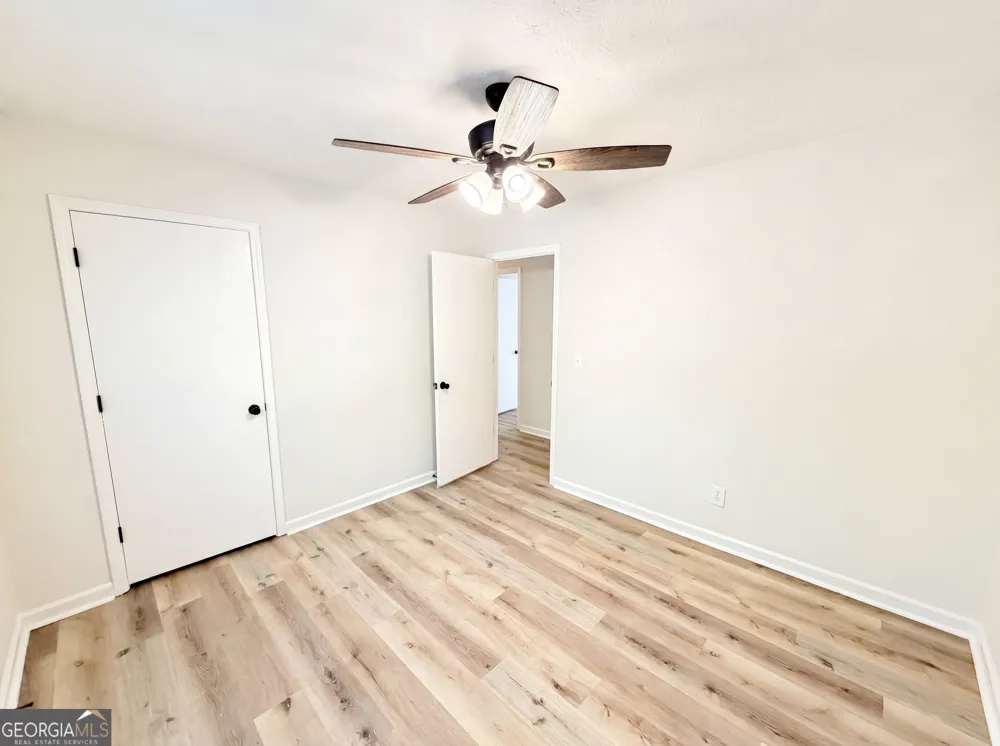 1327 Towne Harbor TRL Woodstock, GA 30189