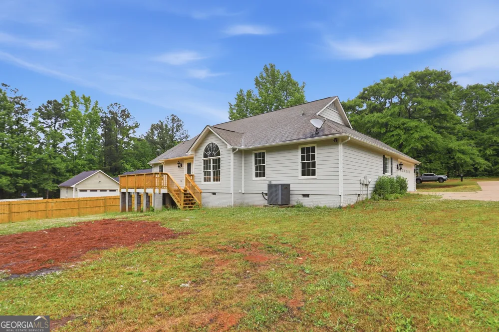 93 Charlie Smith DR Senoia, GA 30276