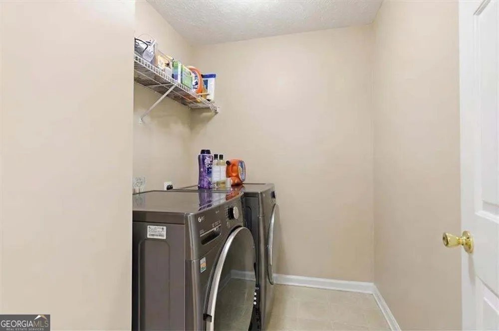 3331 Kittery DR Snellville, GA 30039