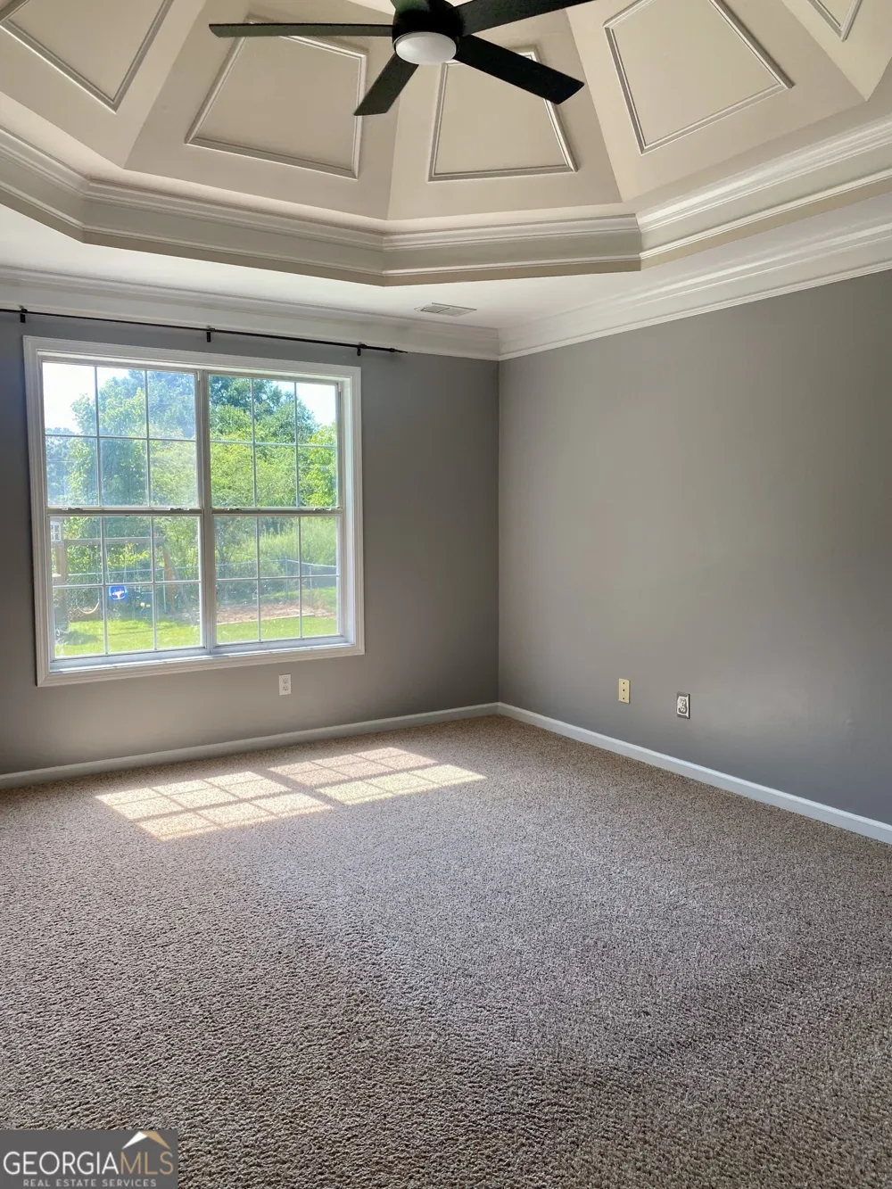 203 Cambridge DR Loganville, GA 30052