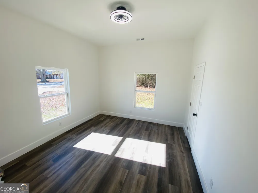 545 Shady LN Toccoa, GA 30577