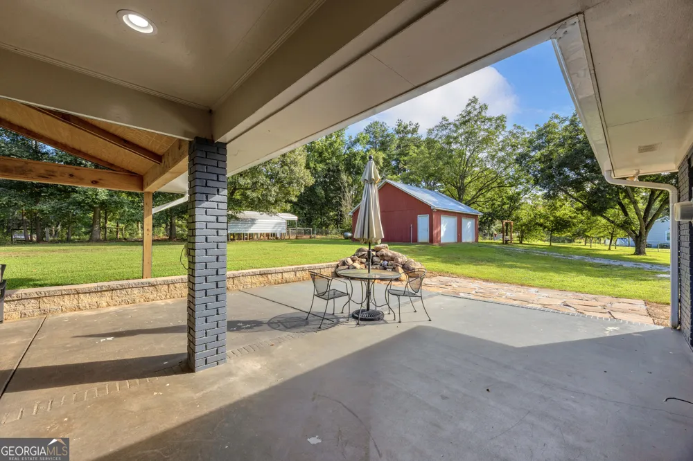 45 Smith Overhead Bridge RD Commerce, GA 30530