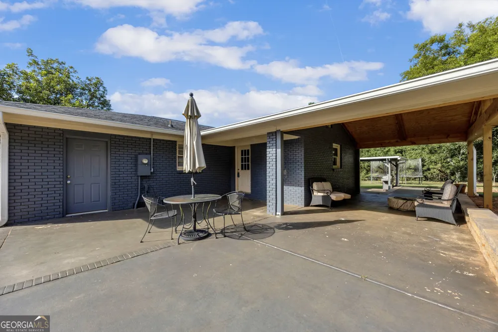 45 Smith Overhead Bridge RD Commerce, GA 30530