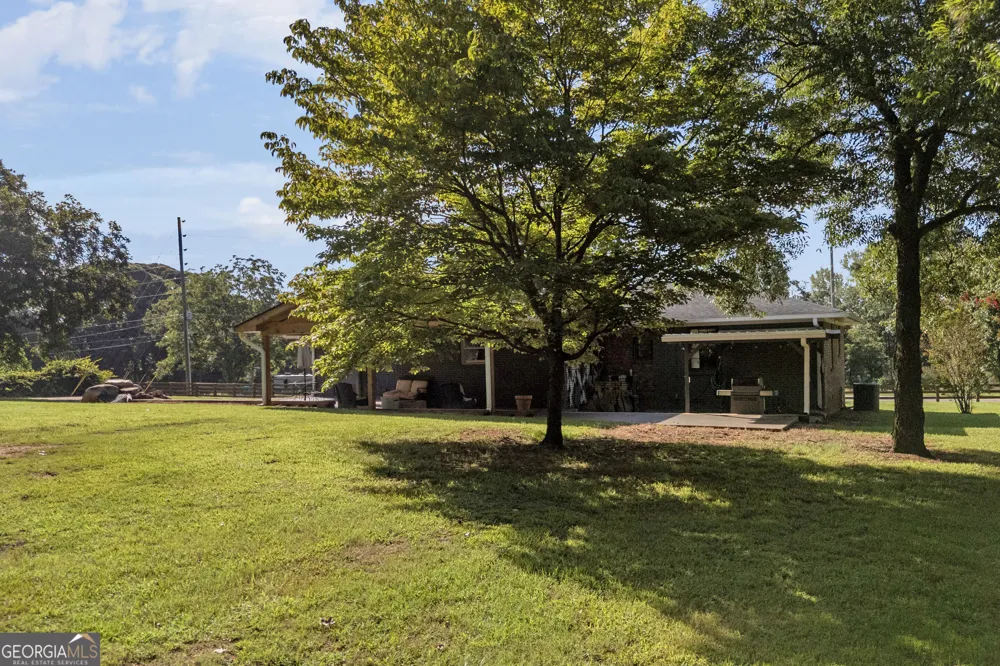 45 Smith Overhead Bridge RD Commerce, GA 30530