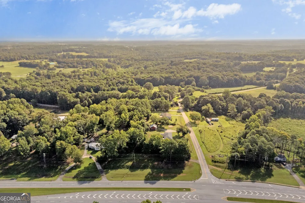 45 Smith Overhead Bridge RD Commerce, GA 30530