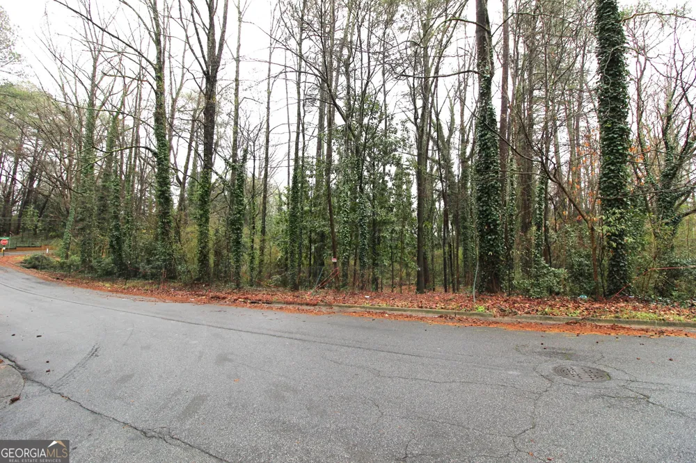 600 Fairburn RD NW Atlanta, GA 30331