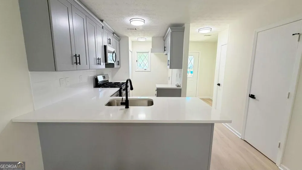 6719 Colchester PL Norcross, GA 30093