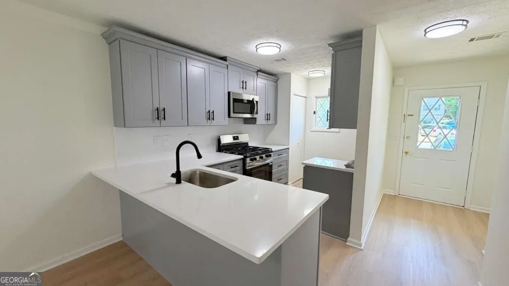 6719 Colchester PL Norcross, GA 30093