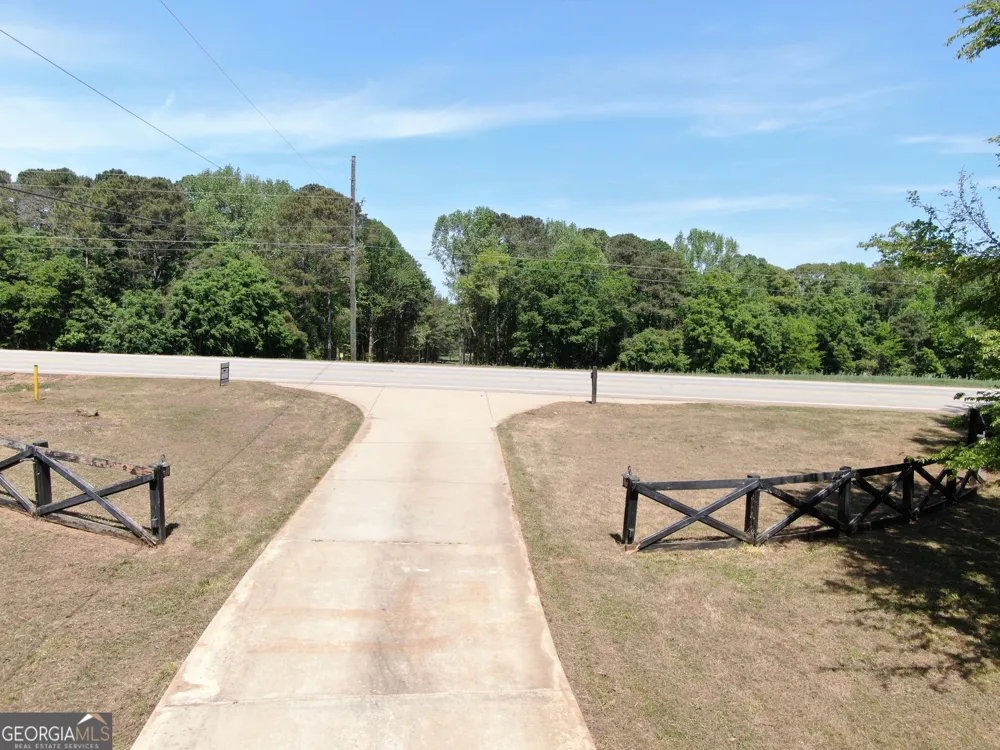 1593 Highway 82 Winder, GA 30680
