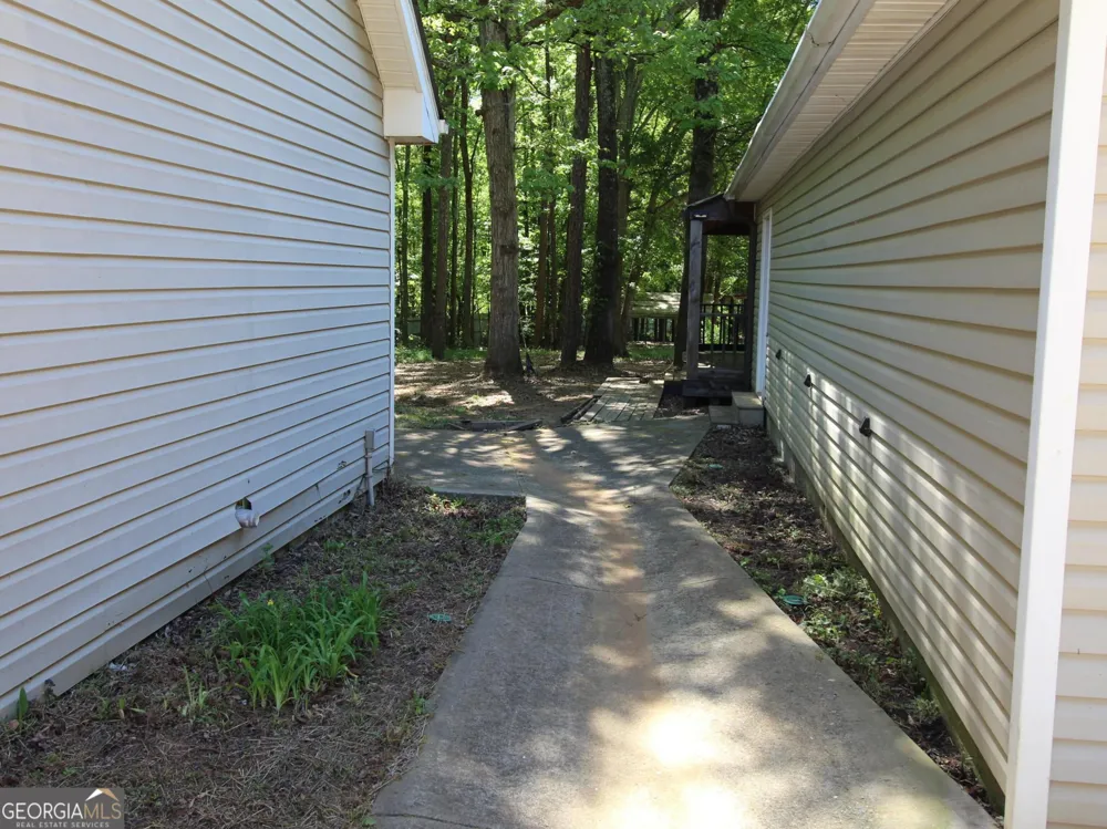 1593 Highway 82 Winder, GA 30680