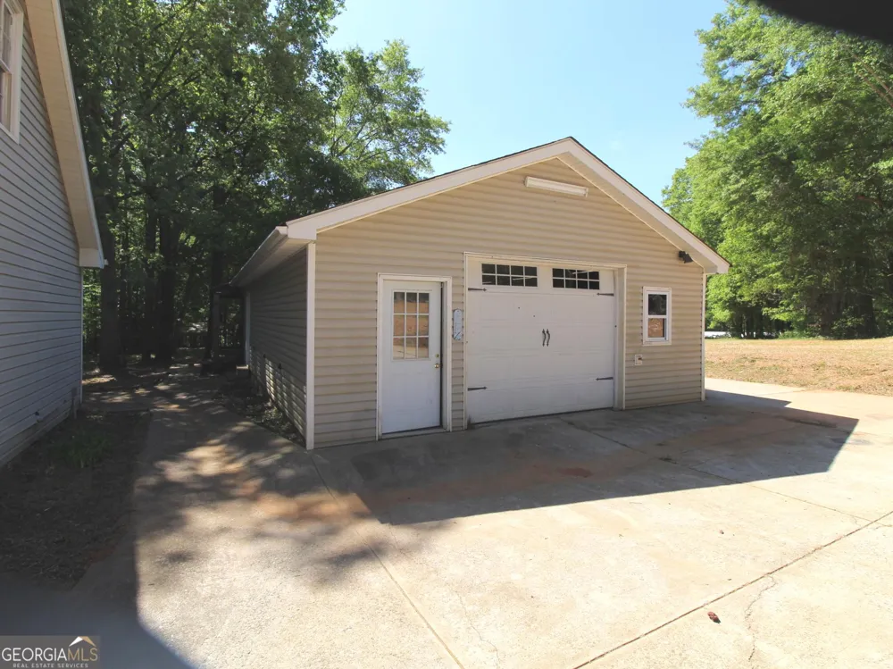 1593 Highway 82 Winder, GA 30680