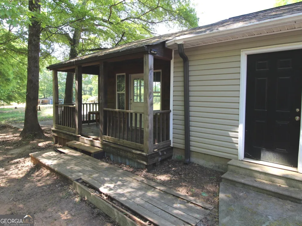 1593 Highway 82 Winder, GA 30680