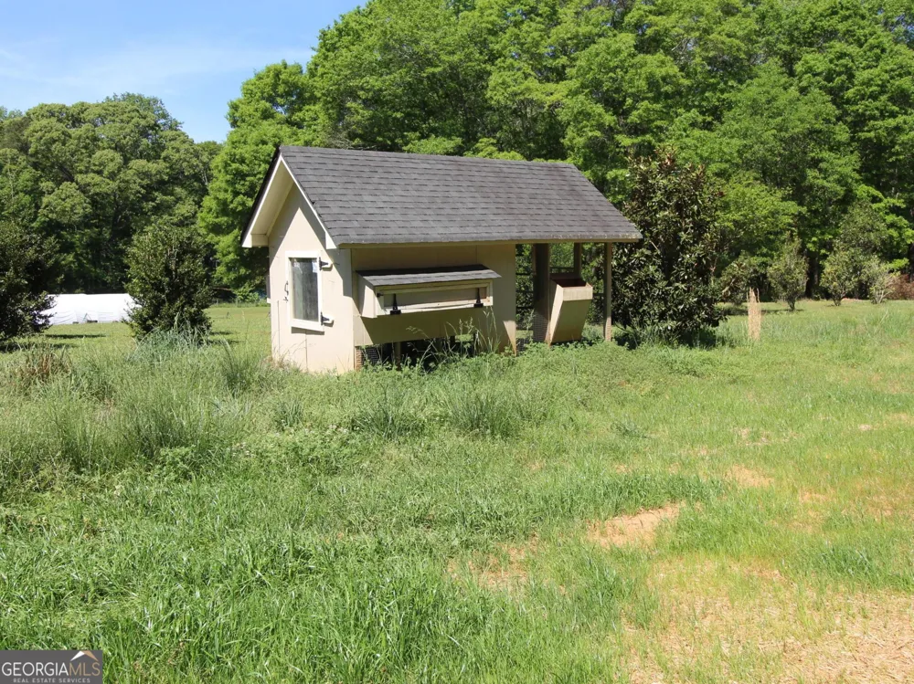 1593 Highway 82 Winder, GA 30680