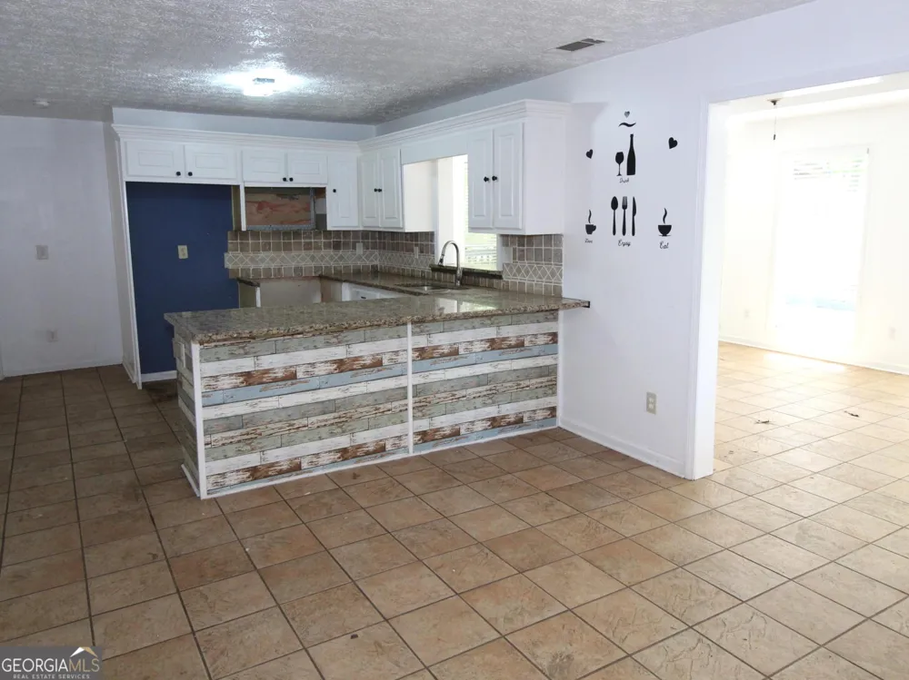 1593 Highway 82 Winder, GA 30680
