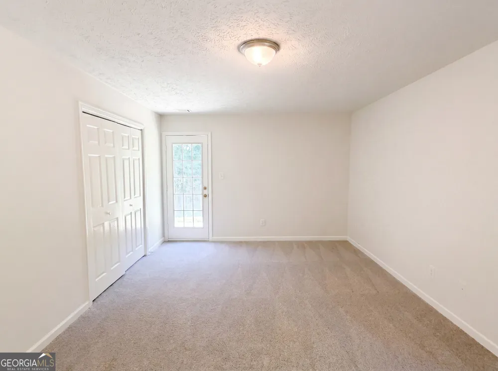 202 Bluff CT Jackson, GA 30233