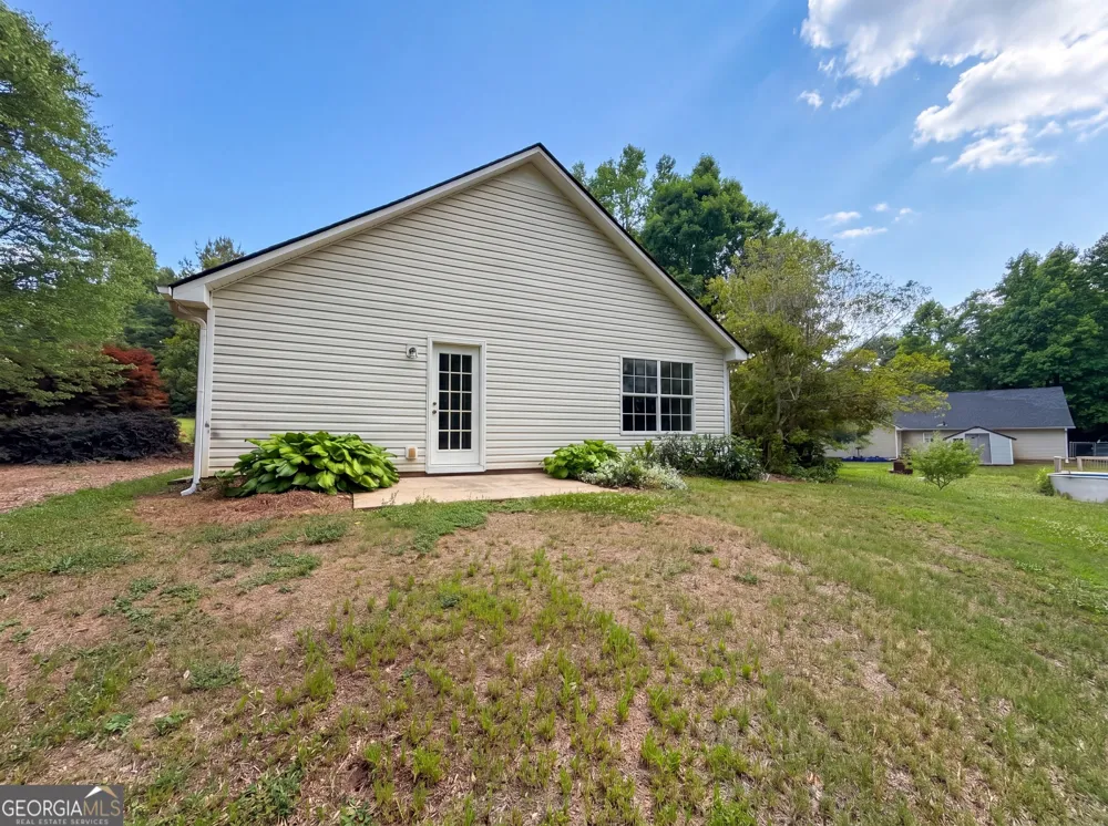 202 Bluff CT Jackson, GA 30233