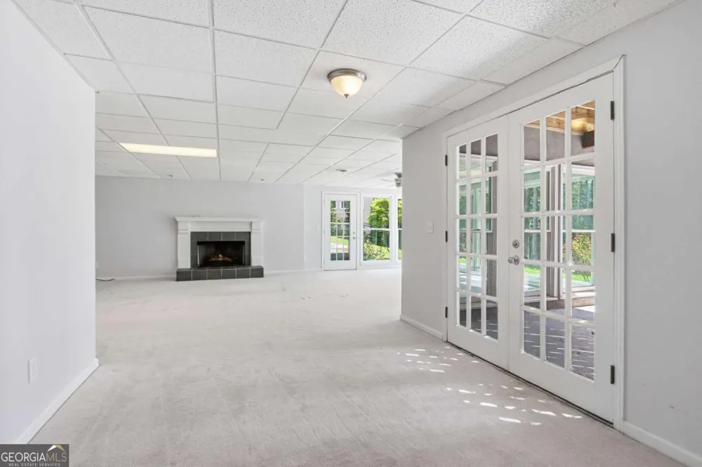 3044 Eagle Watch DR Woodstock, GA 30189
