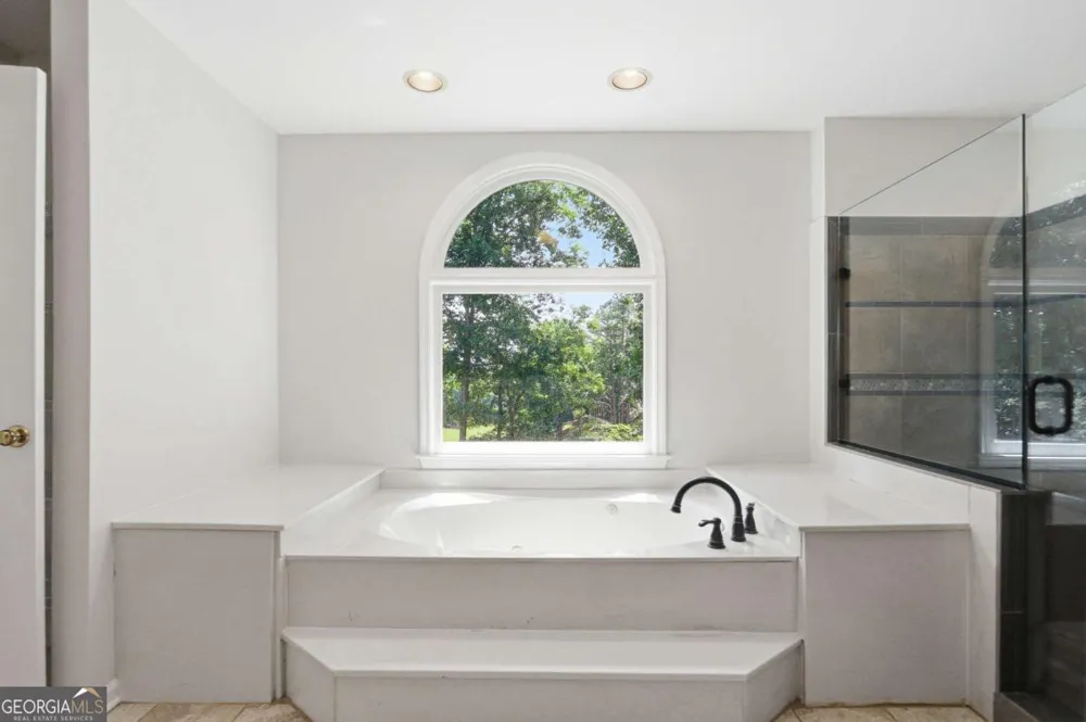 3044 Eagle Watch DR Woodstock, GA 30189