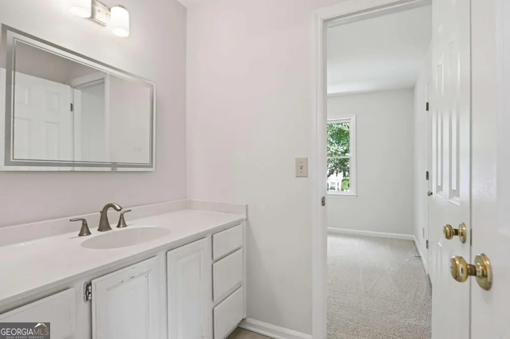 3044 Eagle Watch DR Woodstock, GA 30189