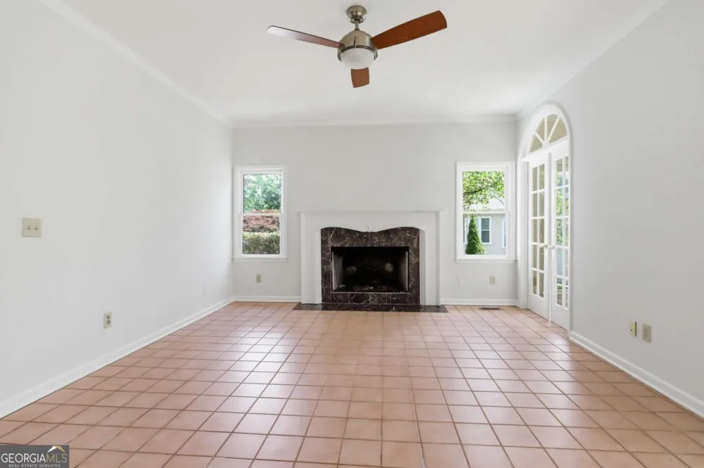 3044 Eagle Watch DR Woodstock, GA 30189
