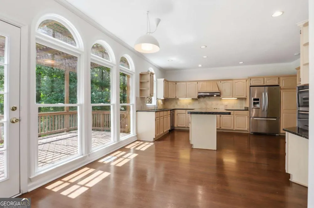 3044 Eagle Watch DR Woodstock, GA 30189