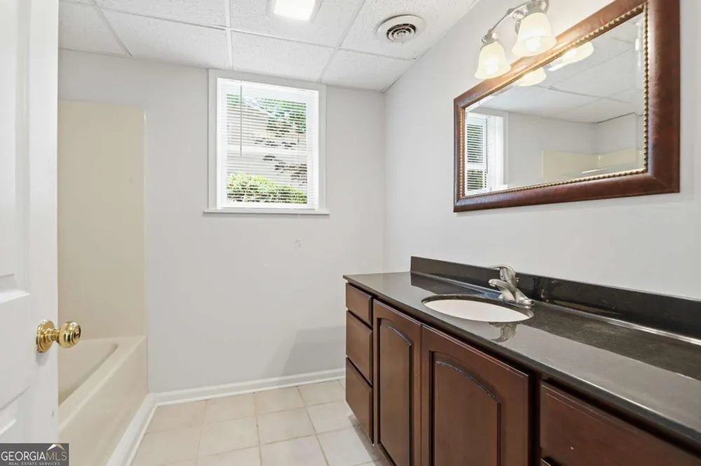 3044 Eagle Watch DR Woodstock, GA 30189