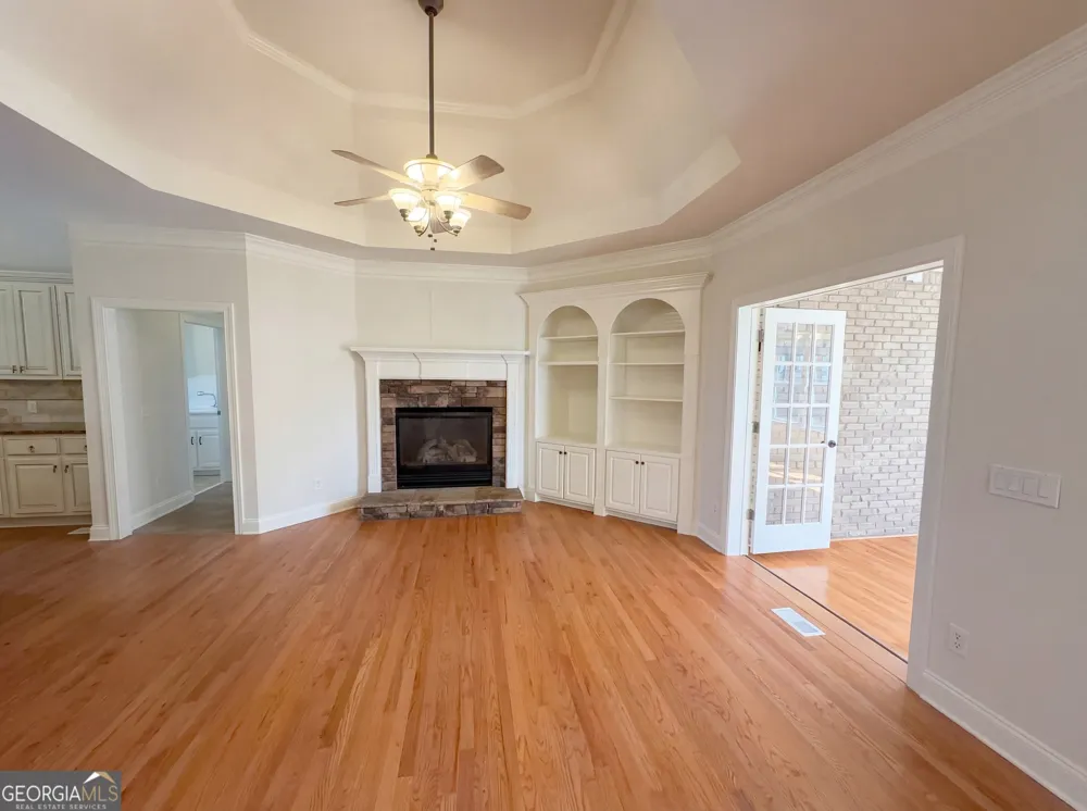1225 Ewing Ives DR Dacula, GA 30019