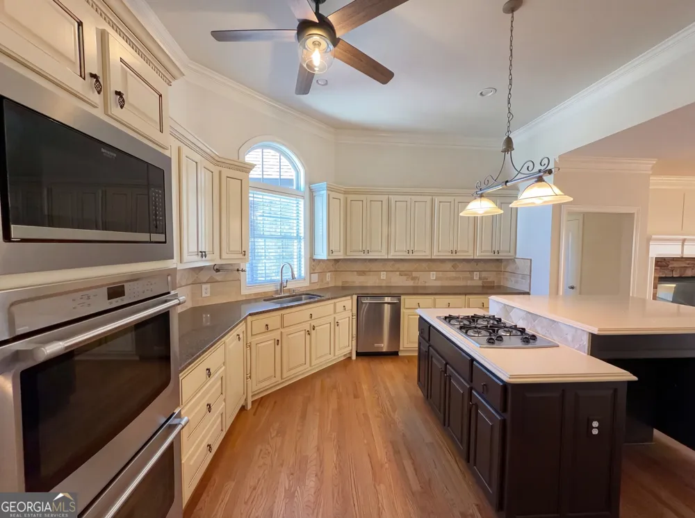 1225 Ewing Ives DR Dacula, GA 30019