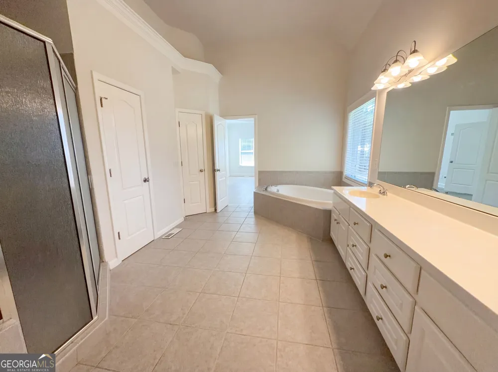 1225 Ewing Ives DR Dacula, GA 30019