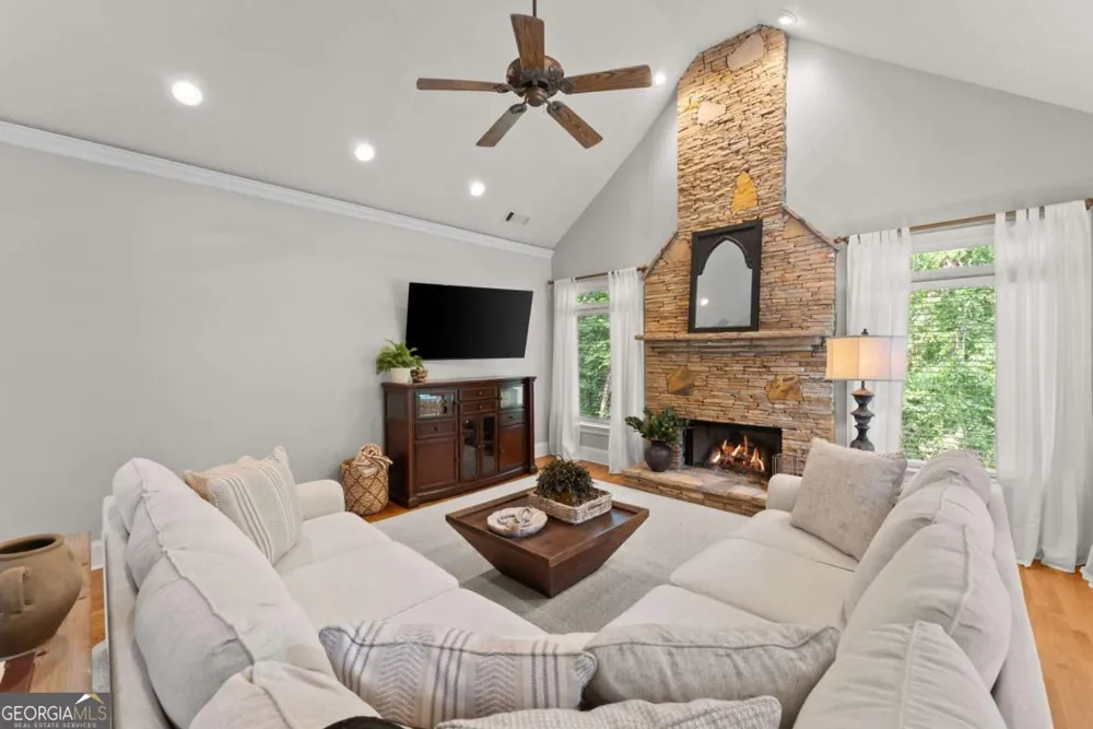 3365 Greenside CT Dacula, GA 30019
