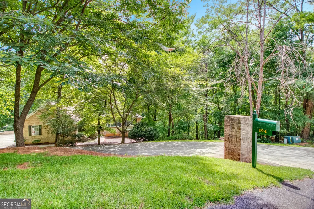 194 Autumn Sweet DR Clarkesville, GA 30523