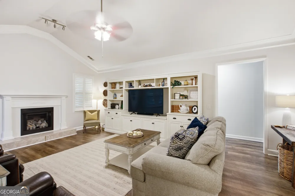 194 Autumn Sweet DR Clarkesville, GA 30523