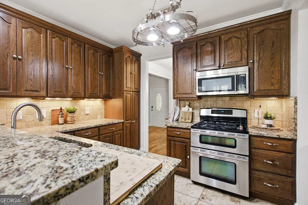 194 Autumn Sweet DR Clarkesville, GA 30523