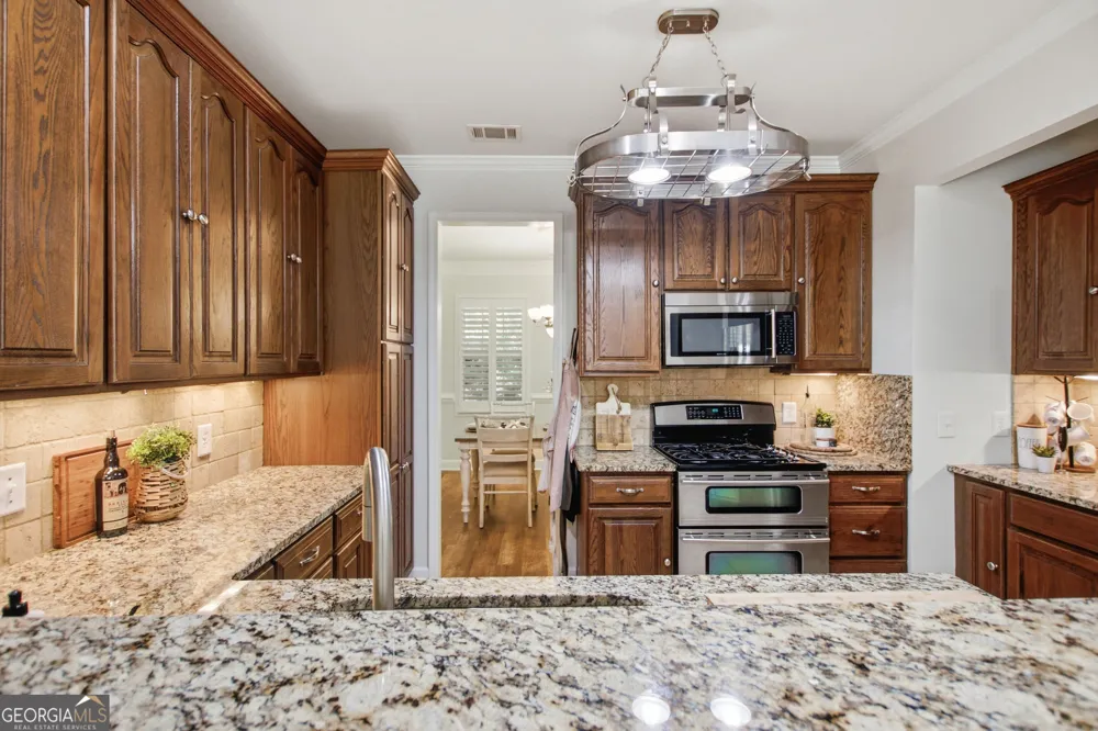 194 Autumn Sweet DR Clarkesville, GA 30523
