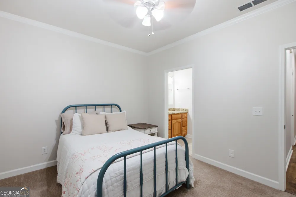194 Autumn Sweet DR Clarkesville, GA 30523