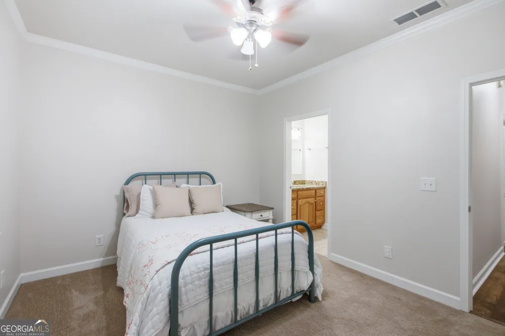 194 Autumn Sweet DR Clarkesville, GA 30523