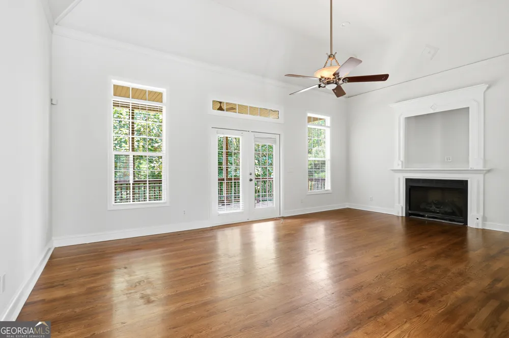 318 Crest Pointe S Bremen, GA 30110
