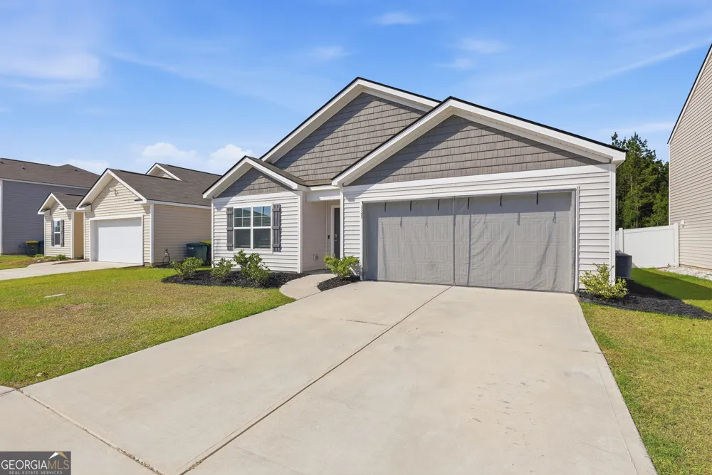 128 Skylark RD Bloomingdale, GA 31302