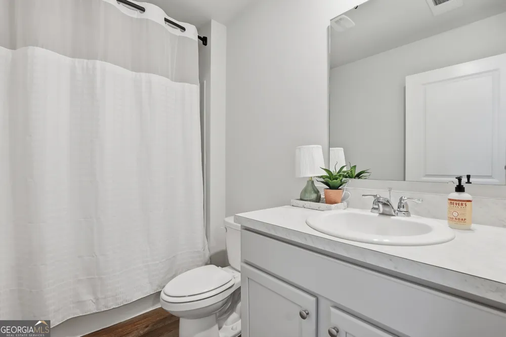 128 Skylark RD Bloomingdale, GA 31302