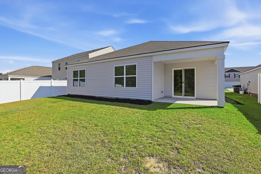 128 Skylark RD Bloomingdale, GA 31302