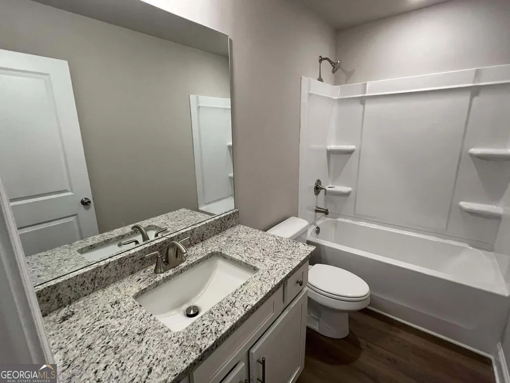 11 Creekside Commons DR Hoschton, GA 30548